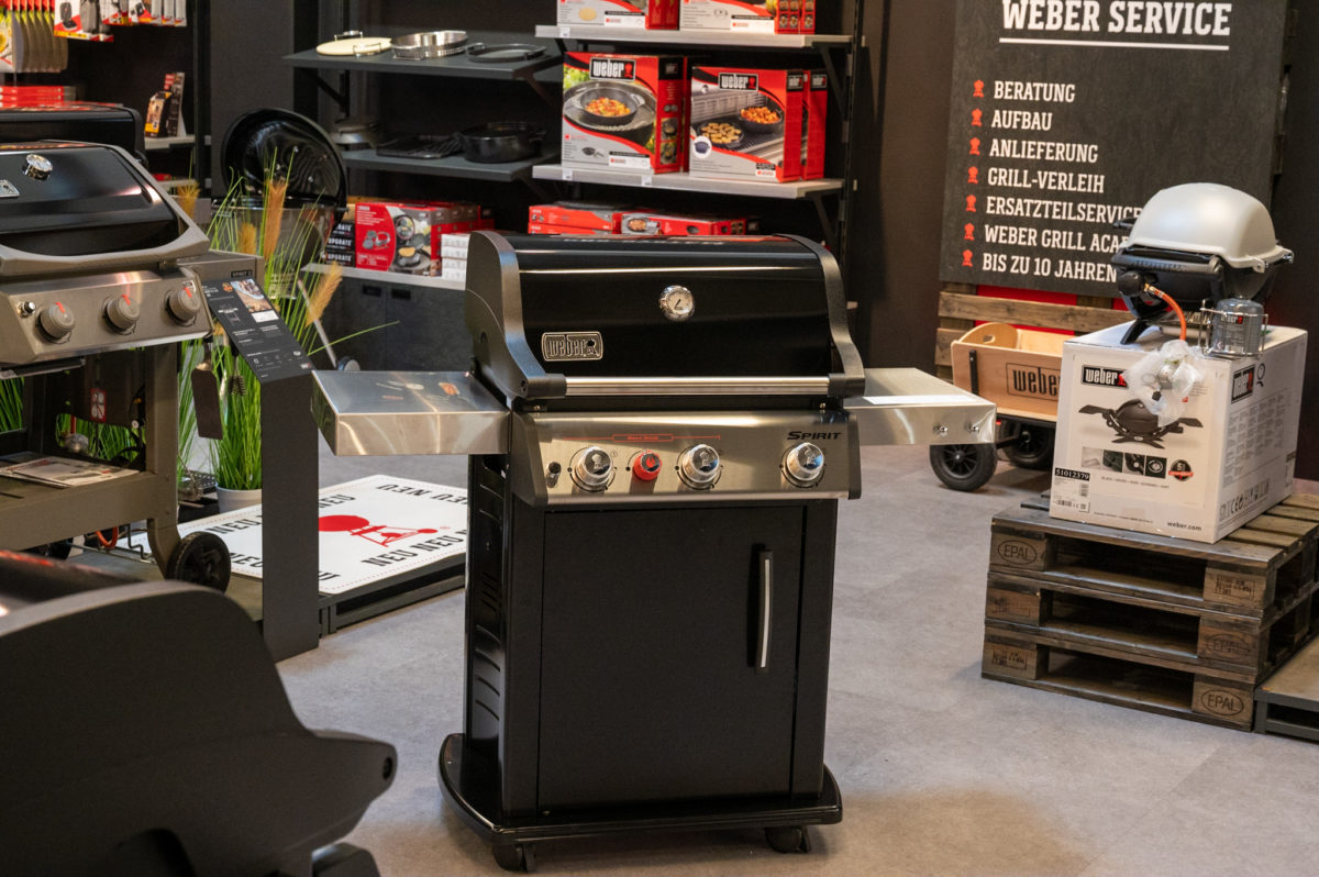 Weber Gasgrill Spirit E-325s Gbs Black Weber Spirit E-325S GBS - Black - Weber Grill Junkie