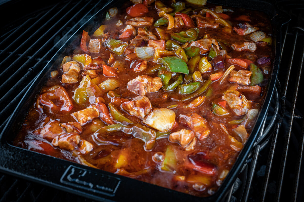 Schaschlik In Der Pfanne Braten Wie Lange Schaschlik-Pfanne vom Weber Summit Kamado - Weber Grill Junkie