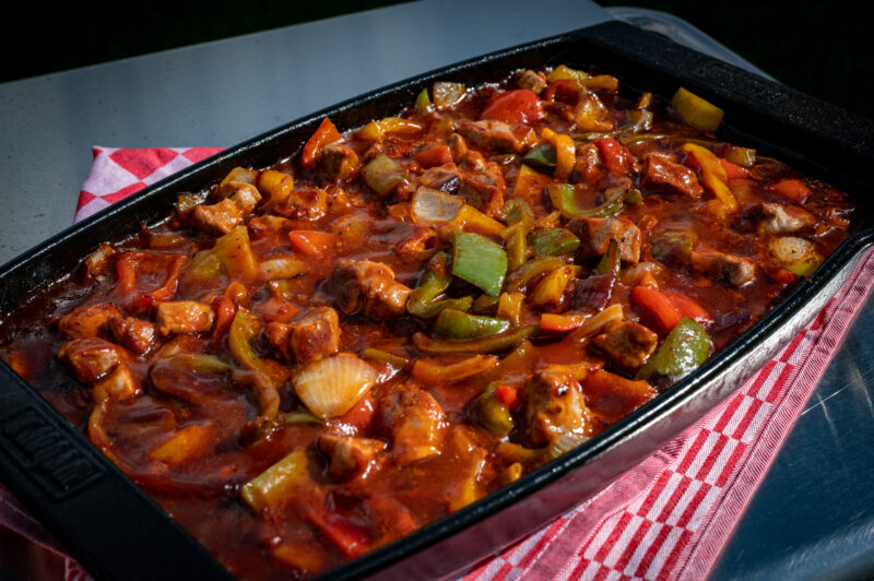 Schaschlik-Pfanne vom Weber Summit Kamado - Weber Grill Junkie