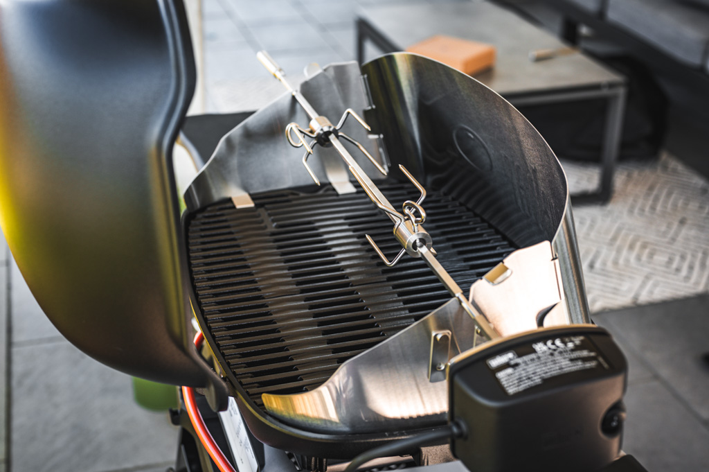 Weber Q2800N+-14